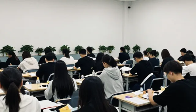 如何通过课程研发提升升学规划的实效性?